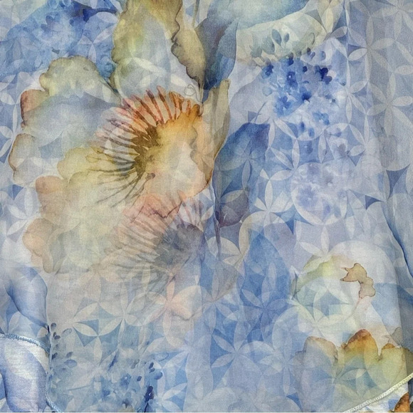 Energe S Small Shirt Top Blue Floral Poncho Short Sleeve Round Neck Lace Trim - Picture 2 of 7